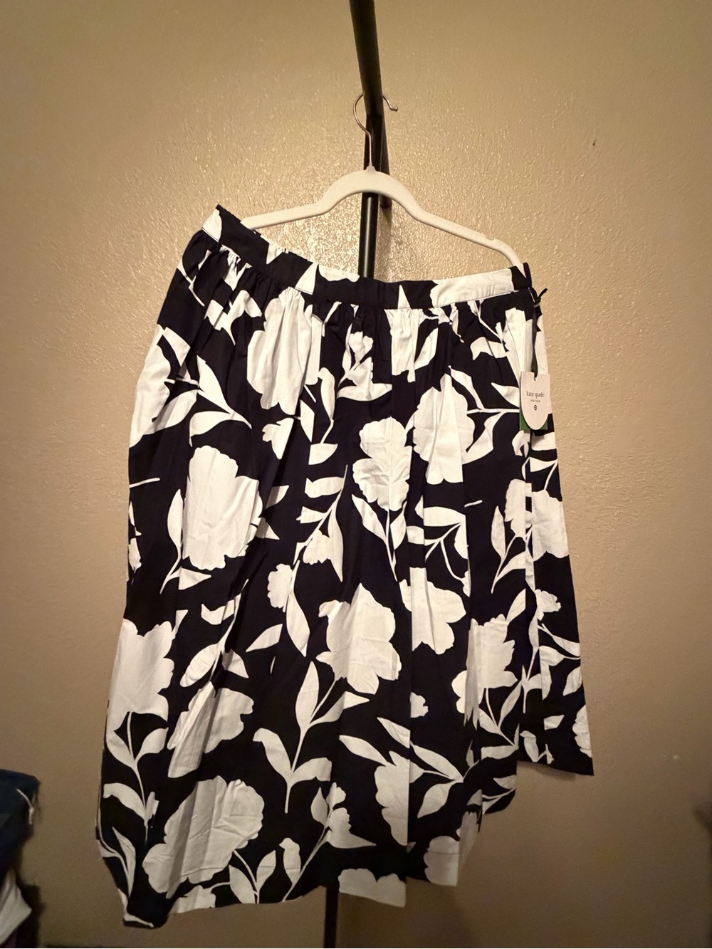 Kate Spade ♠️ Black and White Floral A-Line Skirt with Elastic Waist